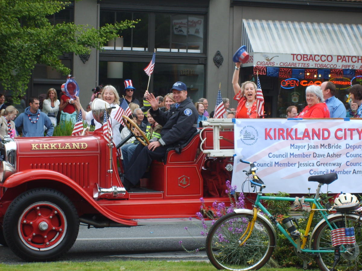 Join the vibrant patriotism at Kirkland's 4th of July celebration.